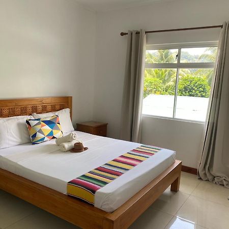 La Villa Therese Holiday Apartamentos Anse Royale Exterior foto