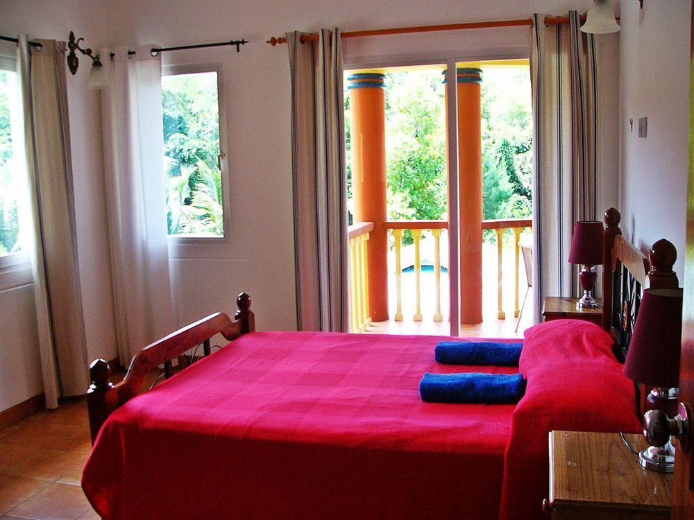 La Villa Therese Holiday Apartamentos Anse Royale Exterior foto