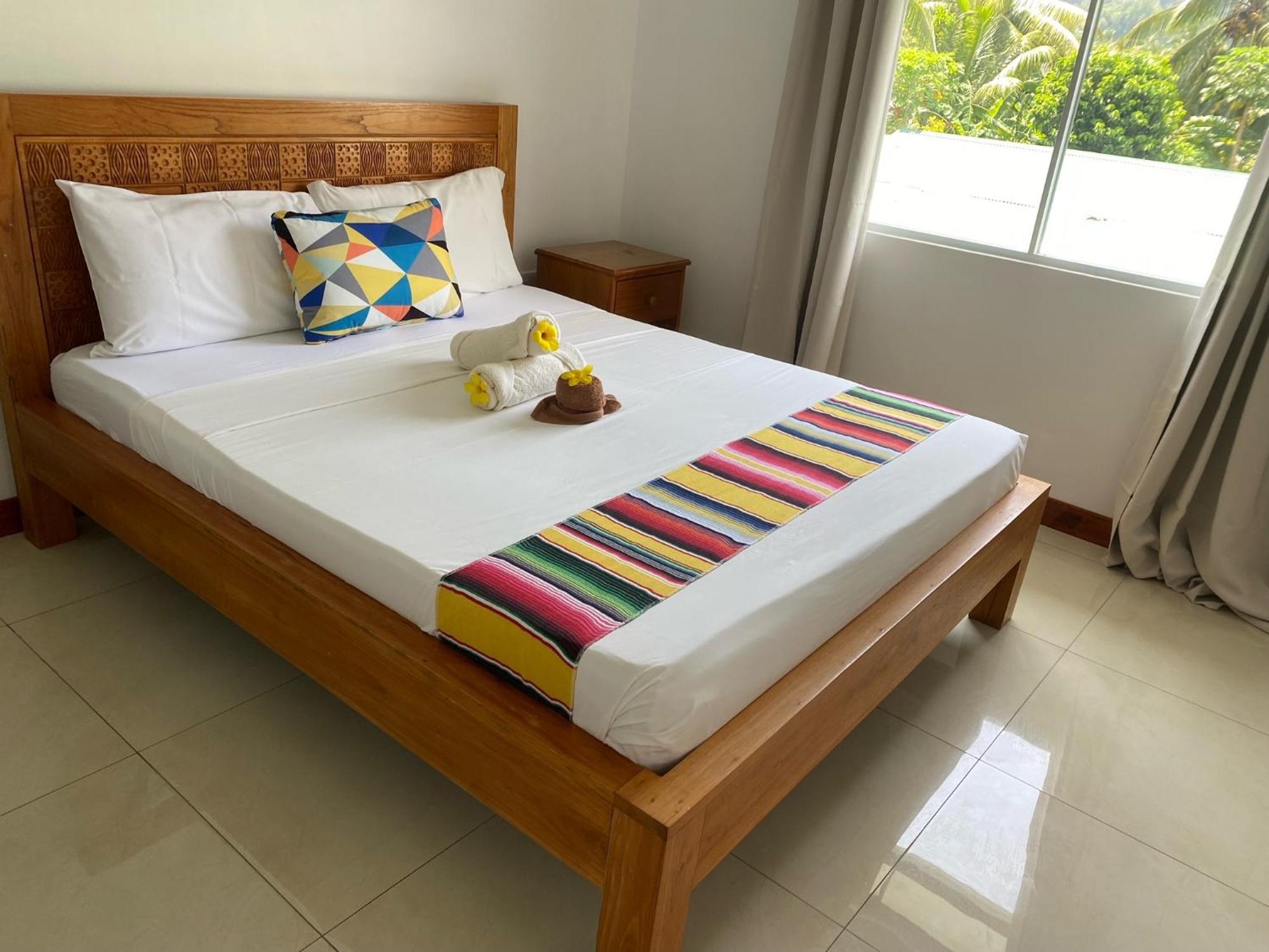 La Villa Therese Holiday Apartamentos Anse Royale Exterior foto